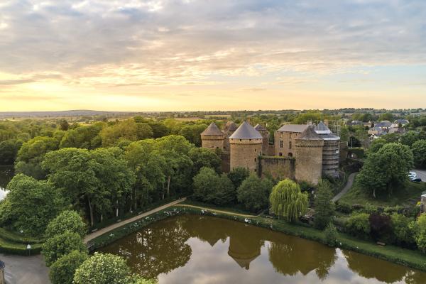 Lassay-les-Châteaux © A. Lamoureux